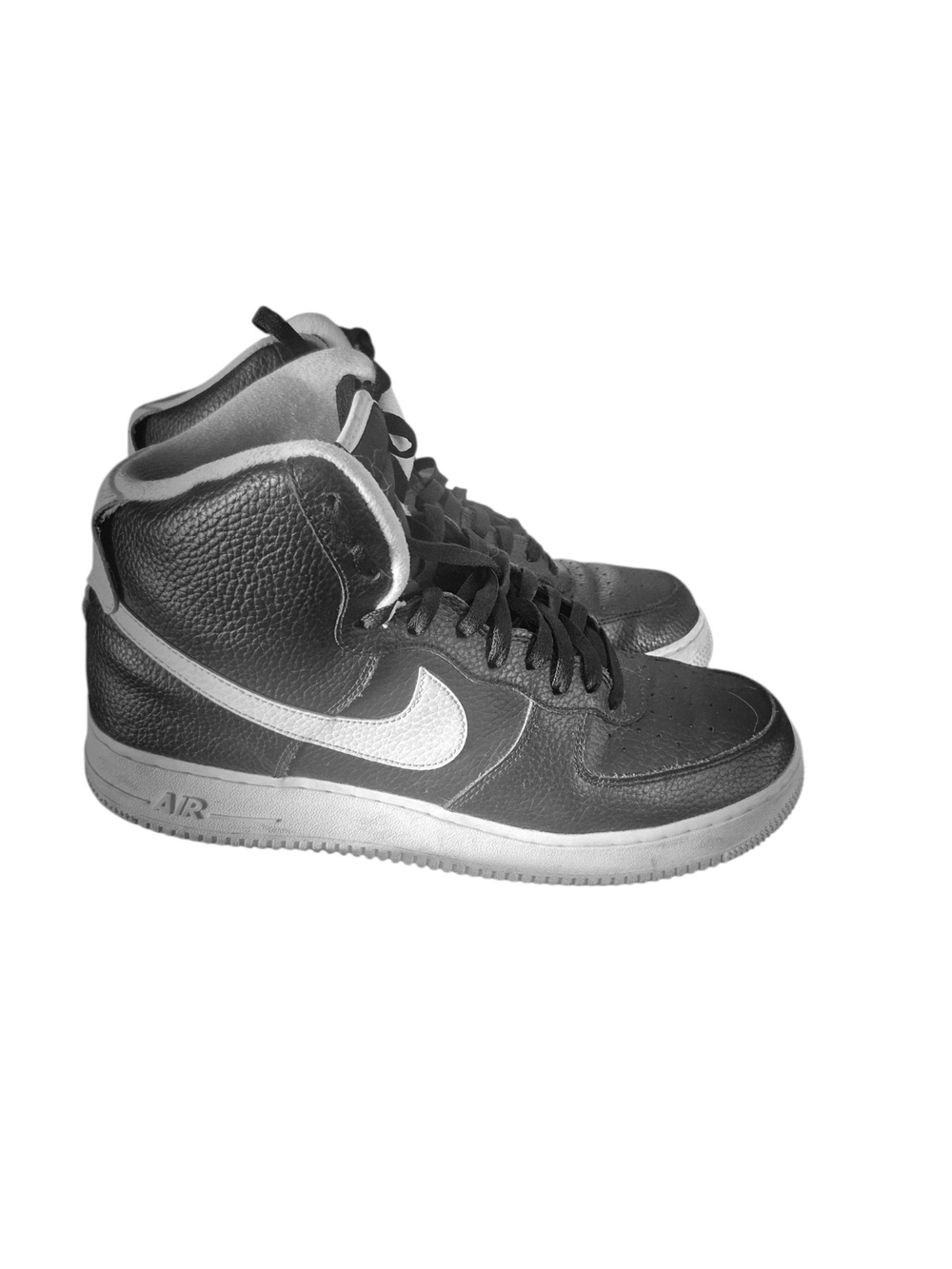 Nike Men’s Black and White High-Top Sneakers